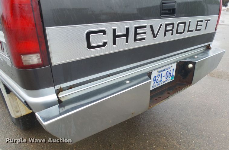 image for item FR9517 1993 Chevrolet K1500  pickup truck