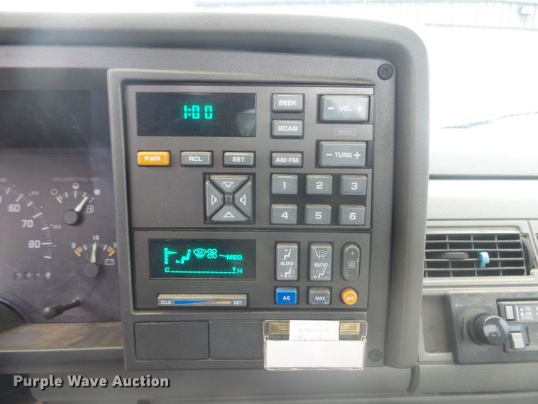 image for item FR9517 1993 Chevrolet K1500  pickup truck