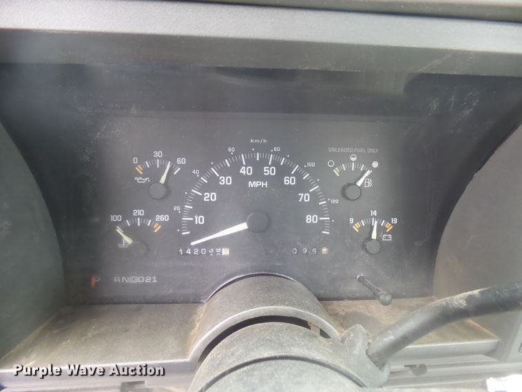 image for item FR9517 1993 Chevrolet K1500  pickup truck