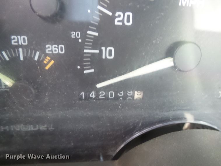 image for item FR9517 1993 Chevrolet K1500  pickup truck