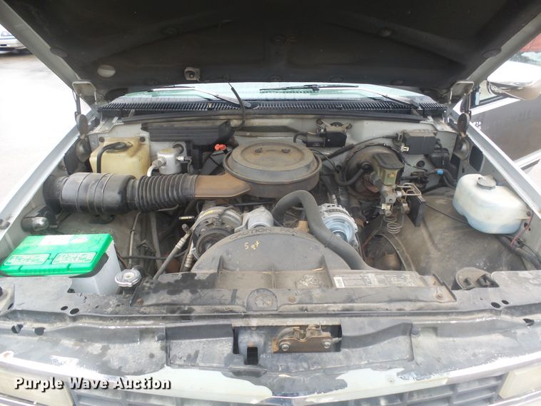 image for item FR9517 1993 Chevrolet K1500  pickup truck