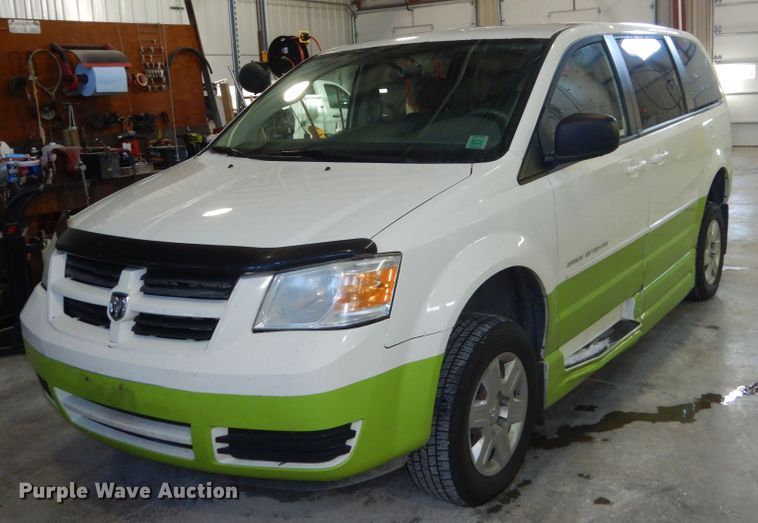image for item FU9128 2010 Dodge Grand Caravan SE  handicap accessible van