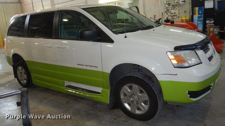 image for item FU9128 2010 Dodge Grand Caravan SE  handicap accessible van