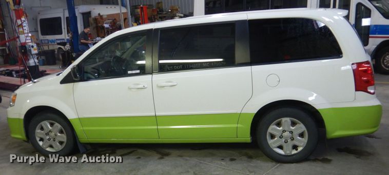 image for item FX9010 2012 Dodge Grand Caravan  van
