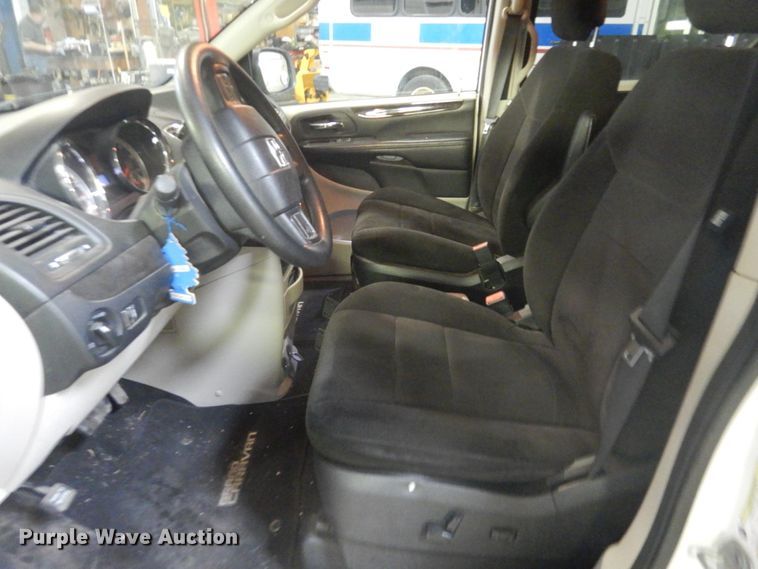 image for item FX9010 2012 Dodge Grand Caravan  van