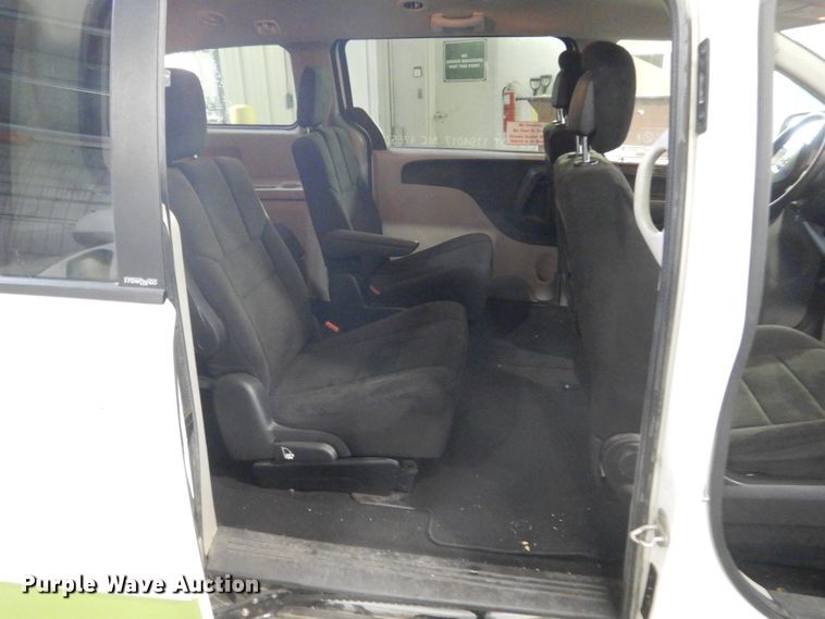 image for item FX9010 2012 Dodge Grand Caravan  van