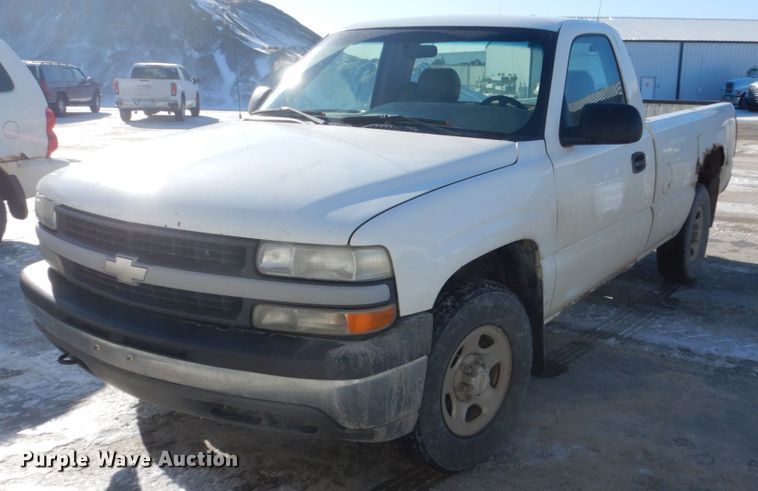 image for item FX9013 2002 Chevrolet Silverado 1500  pickup truck