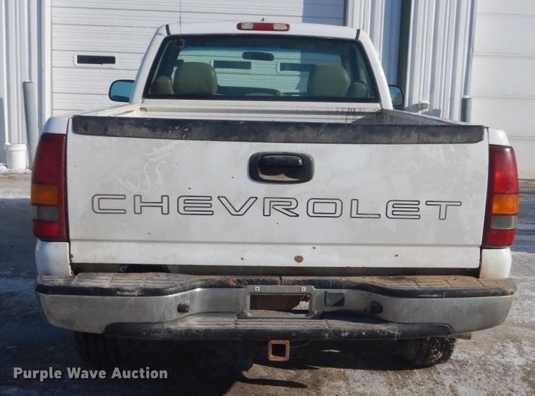 image for item FX9013 2002 Chevrolet Silverado 1500  pickup truck