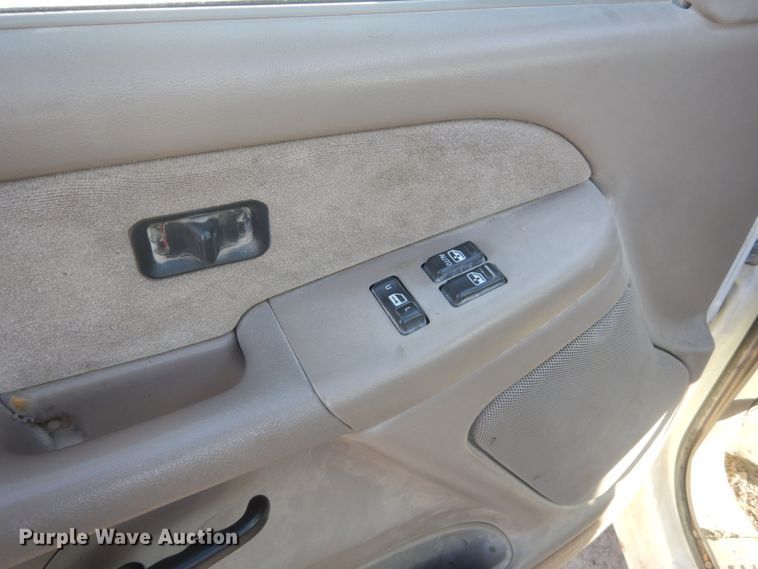 image for item FX9013 2002 Chevrolet Silverado 1500  pickup truck