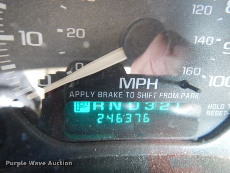 image for item FX9013 2002 Chevrolet Silverado 1500  pickup truck