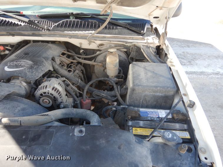 image for item FX9013 2002 Chevrolet Silverado 1500  pickup truck