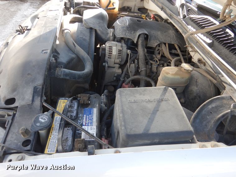 image for item FX9013 2002 Chevrolet Silverado 1500  pickup truck