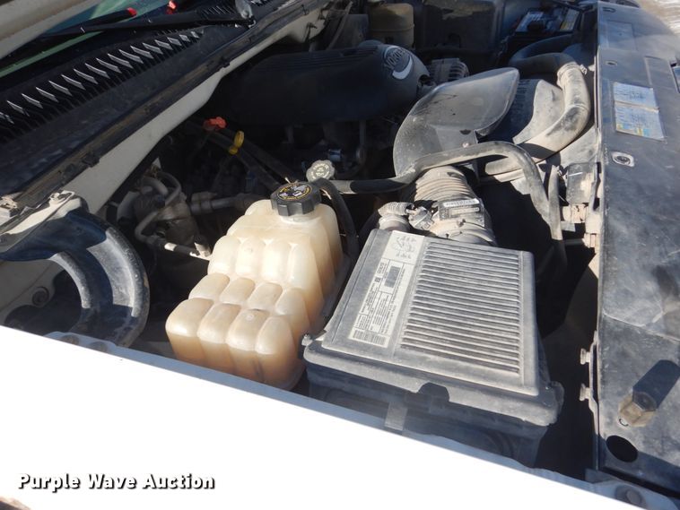 image for item FX9013 2002 Chevrolet Silverado 1500  pickup truck