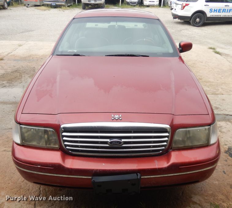 image for item GG9198 2001 Ford Crown Victoria