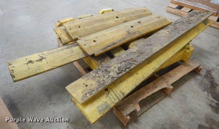 image for item GG9572 Parking lot supplies