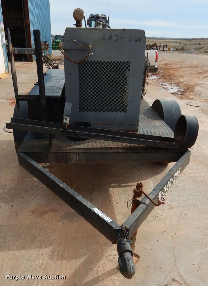 image for item GK9083 Hobart 200G welder