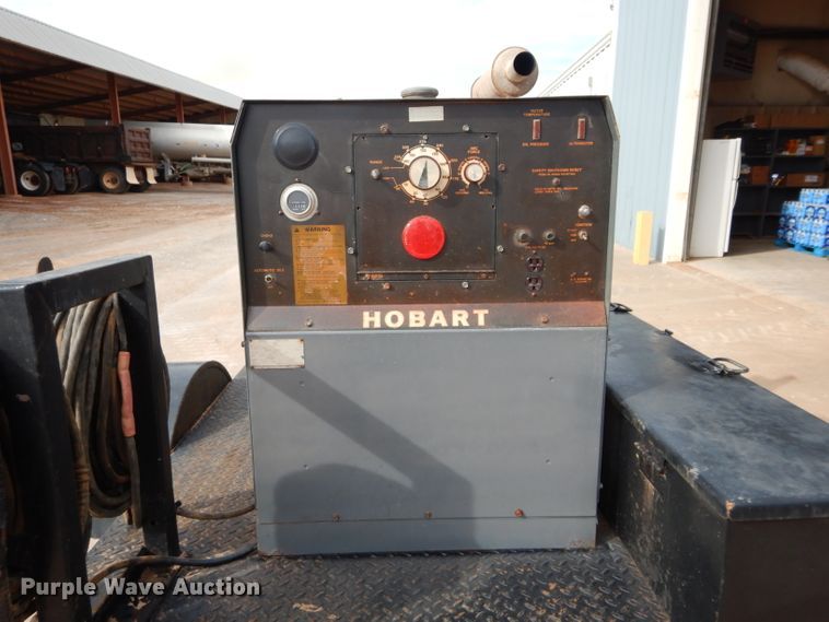 image for item GK9083 Hobart 200G welder