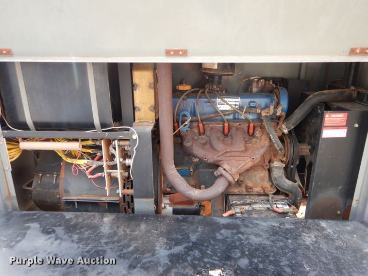 image for item GK9083 Hobart 200G welder