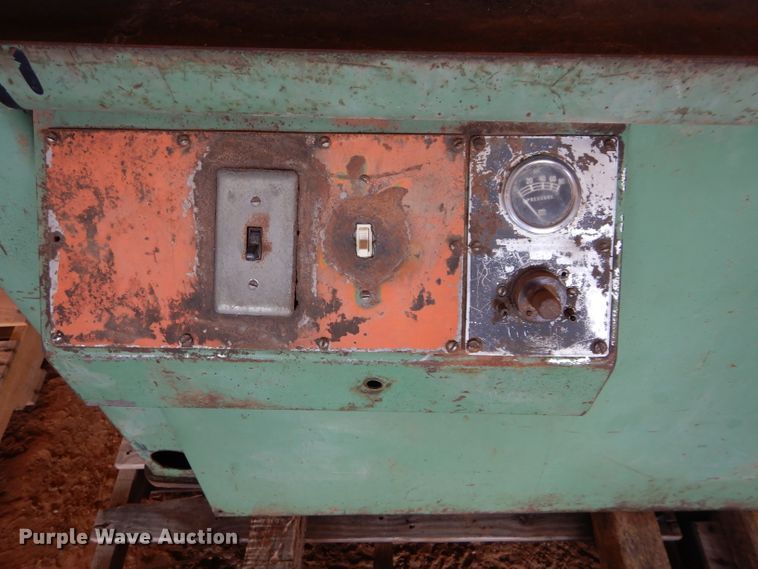 image for item GK9086 Do-All C-7 metal bandsaw