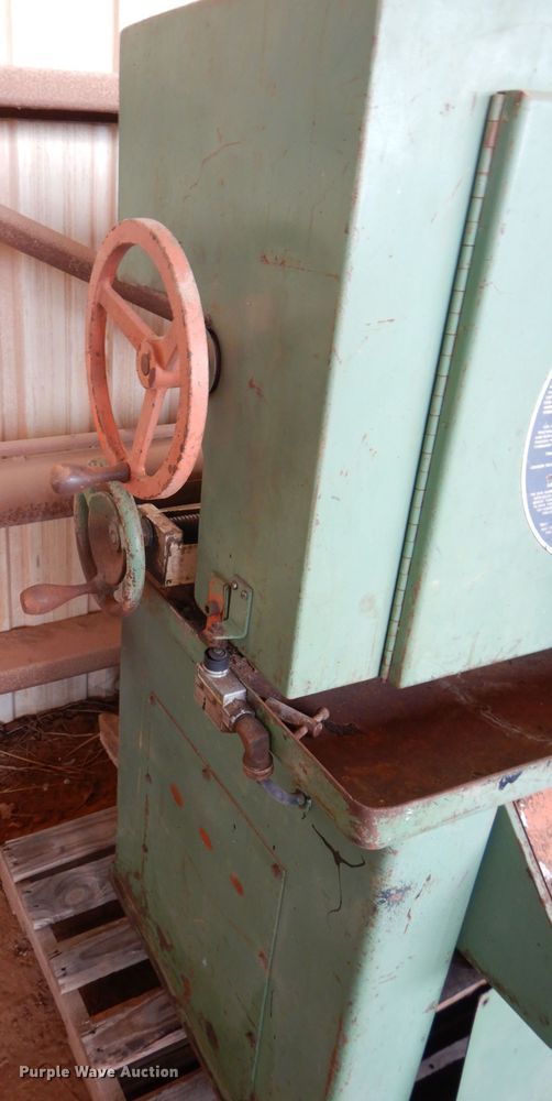 image for item GK9086 Do-All C-7 metal bandsaw