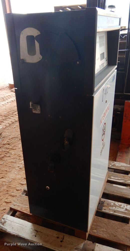 image for item GK9087 (2) fuel pumps