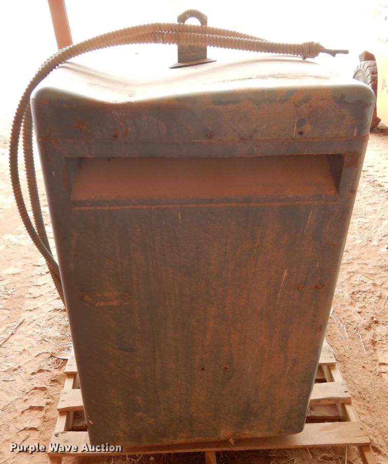 image for item GK9088 Lincoln Idealarc LK-1240 AC/DC arc welder