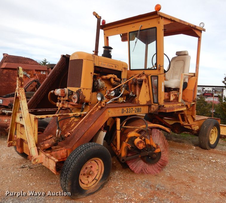 image for item GK9092 Broce broom