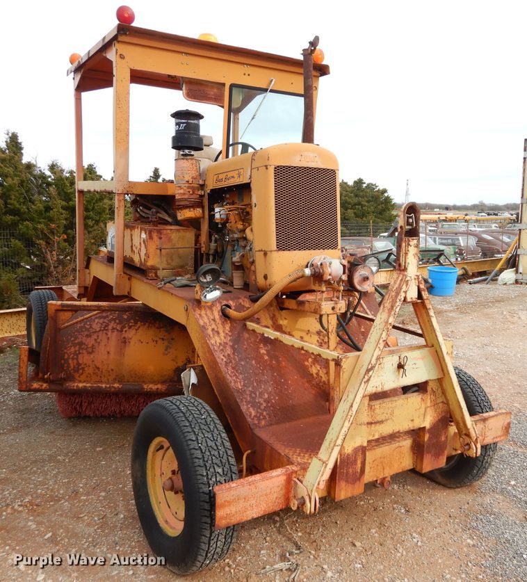 image for item GK9092 Broce broom