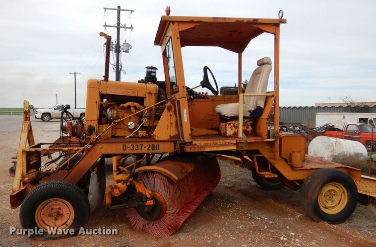 image for item GK9092 Broce broom