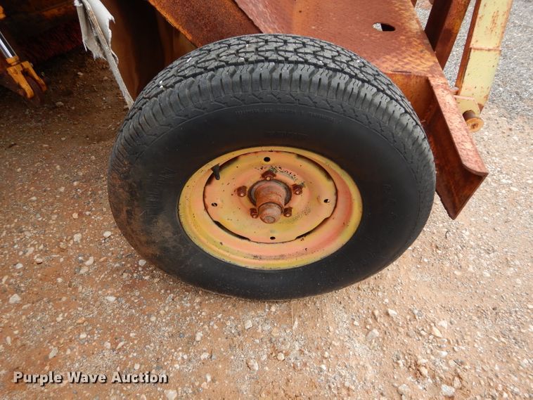 image for item GK9092 Broce broom