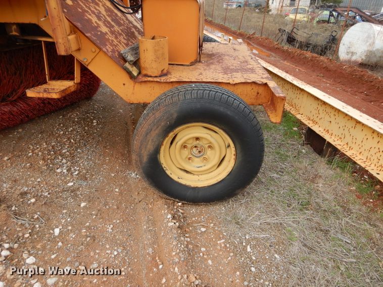 image for item GK9092 Broce broom