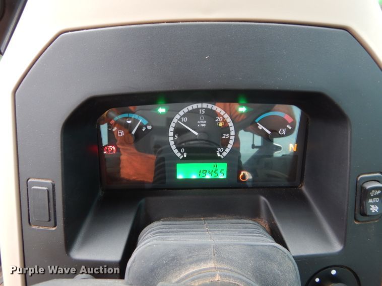 image for item GK9093 2013 John Deere 6115D tractor