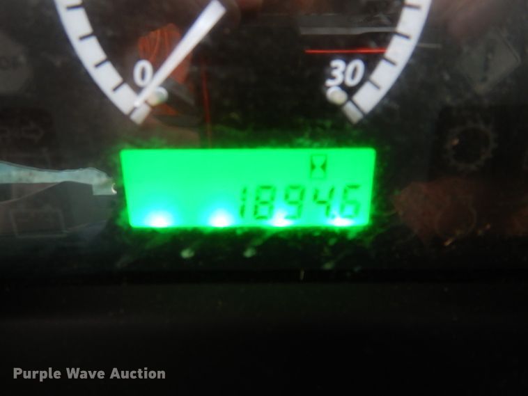 image for item GK9094 2013 John Deere 6115D tractor