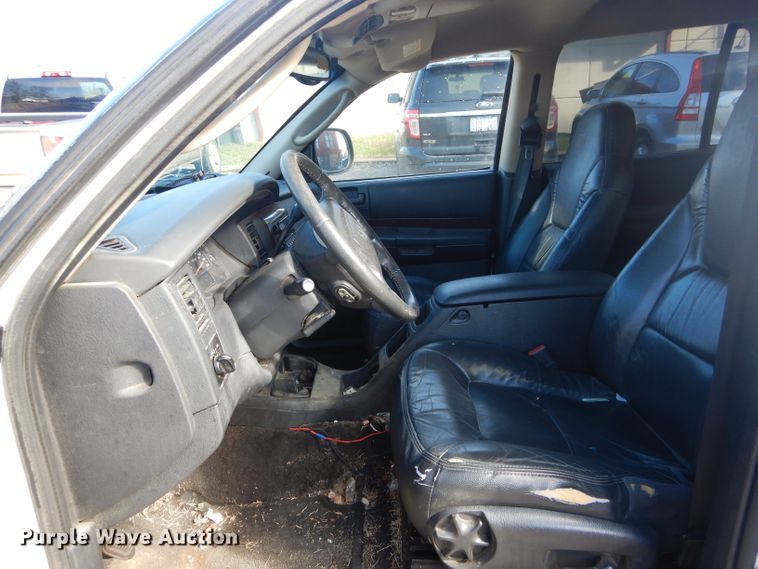 image for item GK9116 2002 Dodge Durango  SUV