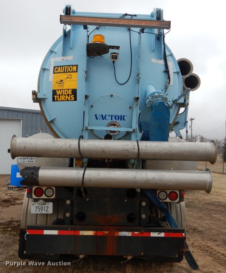 image for item GO9059 1999 Freightliner FL80 sewer rodder truck