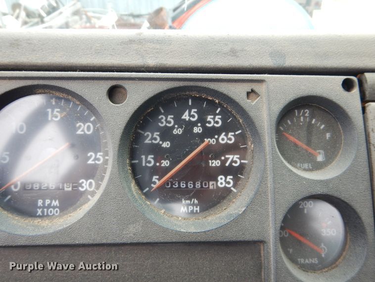 image for item GO9059 1999 Freightliner FL80 sewer rodder truck