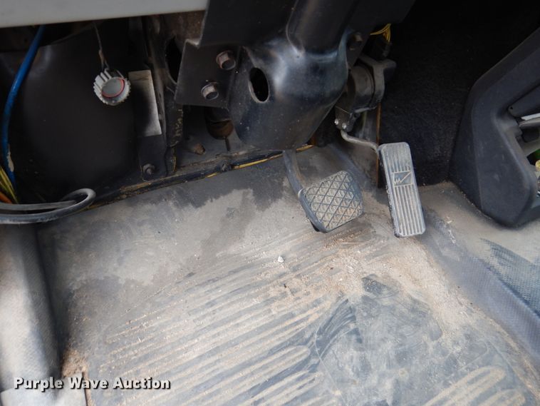 image for item GO9059 1999 Freightliner FL80 sewer rodder truck