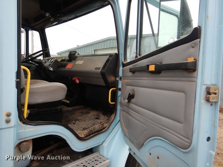 image for item GO9059 1999 Freightliner FL80 sewer rodder truck