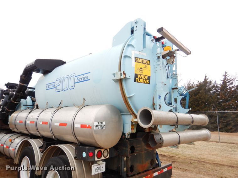 image for item GO9059 1999 Freightliner FL80 sewer rodder truck