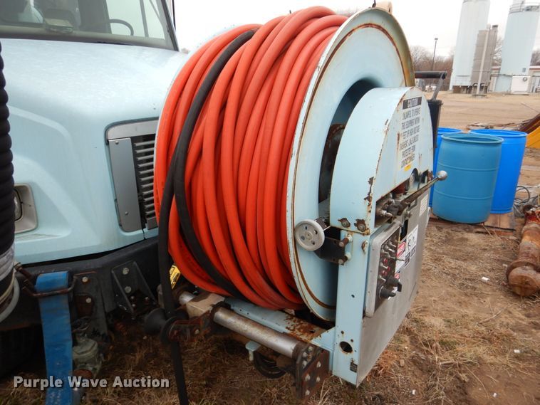 image for item GO9059 1999 Freightliner FL80 sewer rodder truck