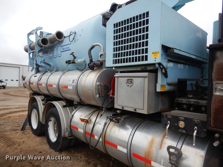 image for item GO9059 1999 Freightliner FL80 sewer rodder truck