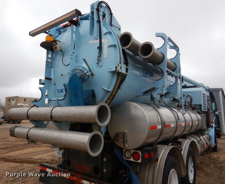 image for item GO9059 1999 Freightliner FL80 sewer rodder truck