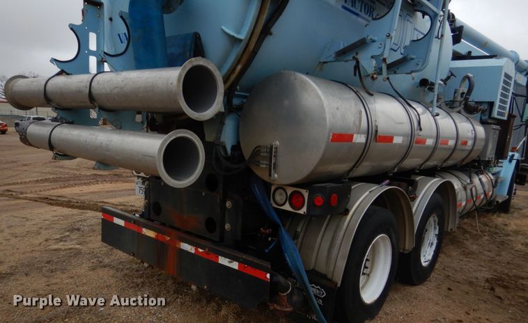 image for item GO9059 1999 Freightliner FL80 sewer rodder truck