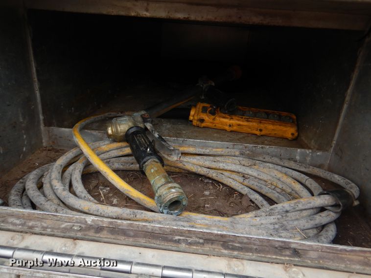 image for item GO9059 1999 Freightliner FL80 sewer rodder truck