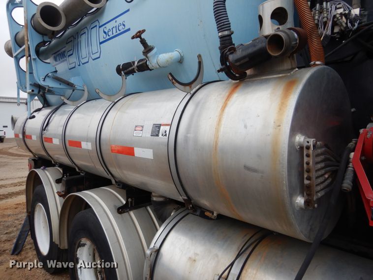 image for item GO9059 1999 Freightliner FL80 sewer rodder truck