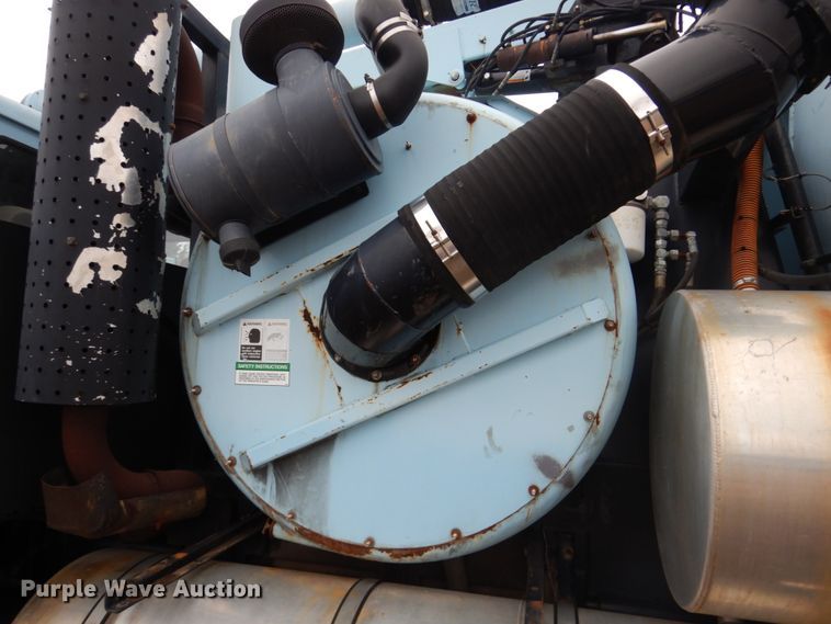 image for item GO9059 1999 Freightliner FL80 sewer rodder truck