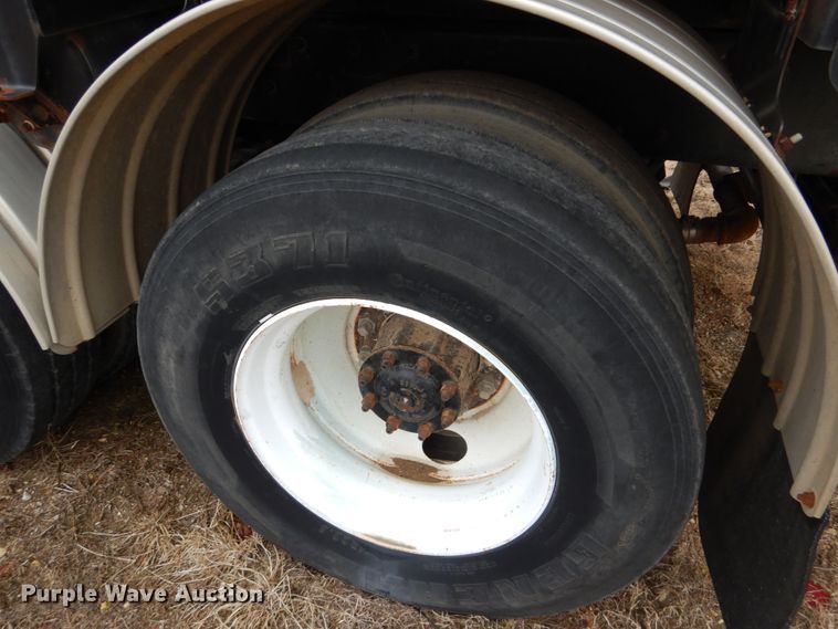 image for item GO9059 1999 Freightliner FL80 sewer rodder truck