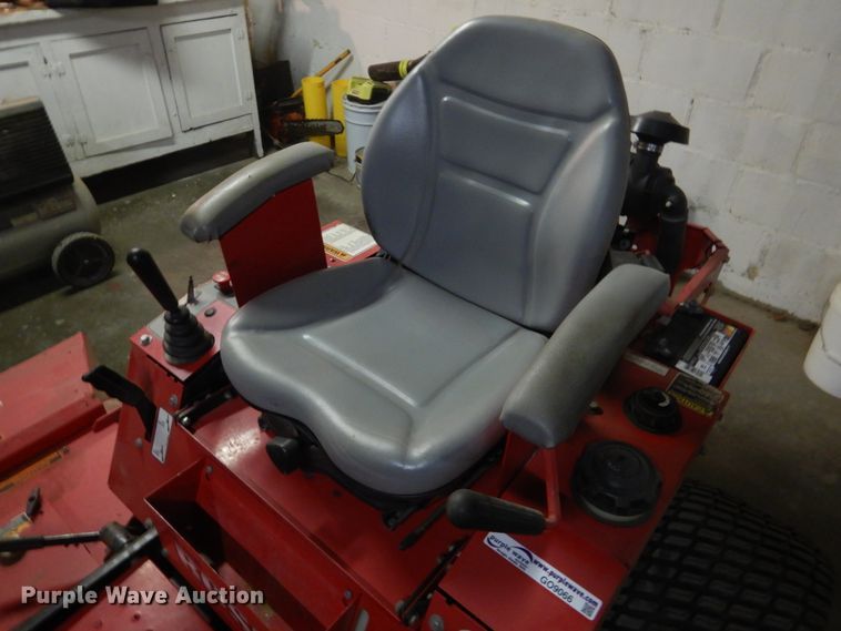 image for item GO9066 2008 Country Clipper The Boss 2872KAJ8-SR1205 ZTR lawn mower