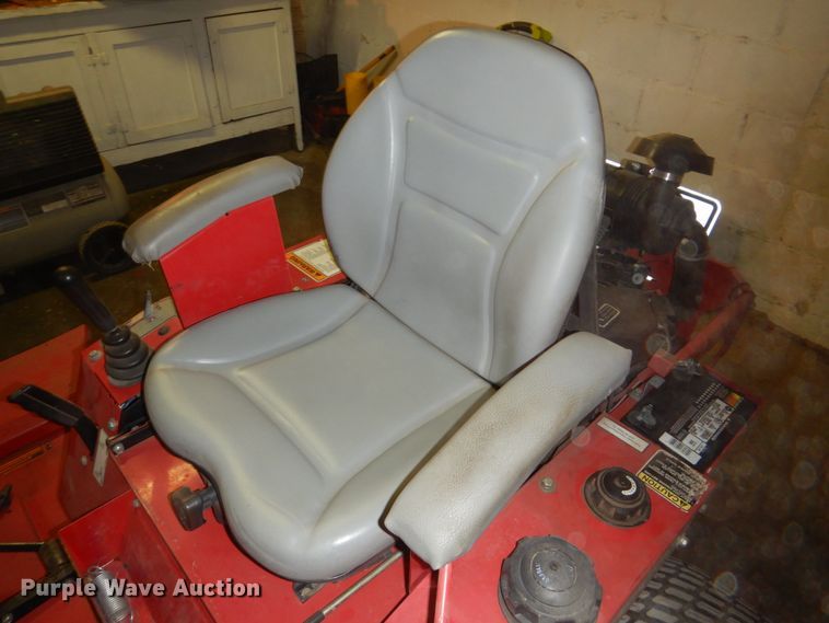 image for item GO9066 2008 Country Clipper The Boss 2872KAJ8-SR1205 ZTR lawn mower