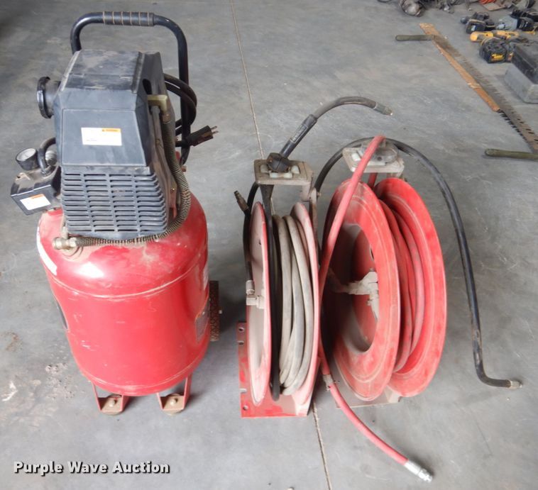 image for item GO9113 Proforce air compressor